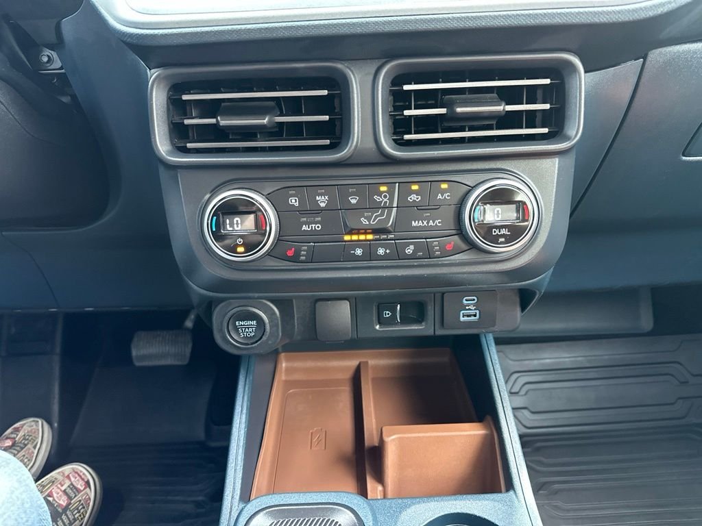 Used 2022 Blue Ford Lariat image 32