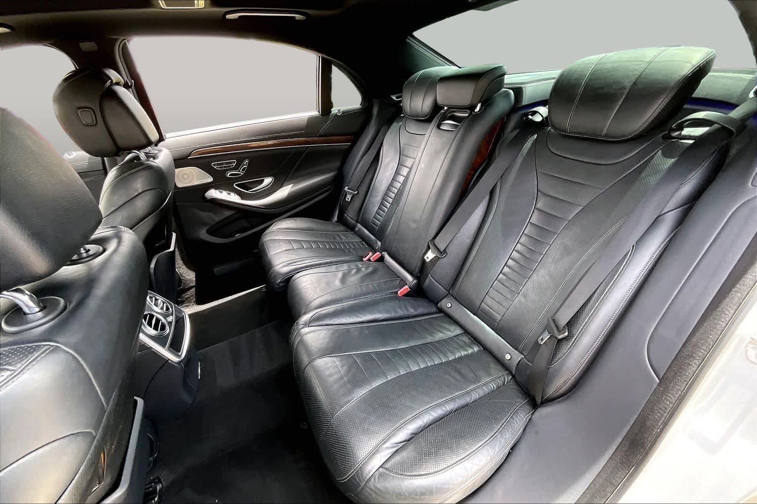 Used 2014 Iridium Silver Metallic Mercedes-Benz S 550 image 18
