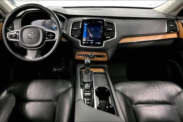 2021 Volvo XC90 Momentum - Photo 18