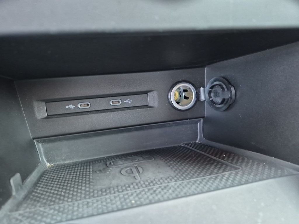2022 Volkswagen Taos SE - Photo 25
