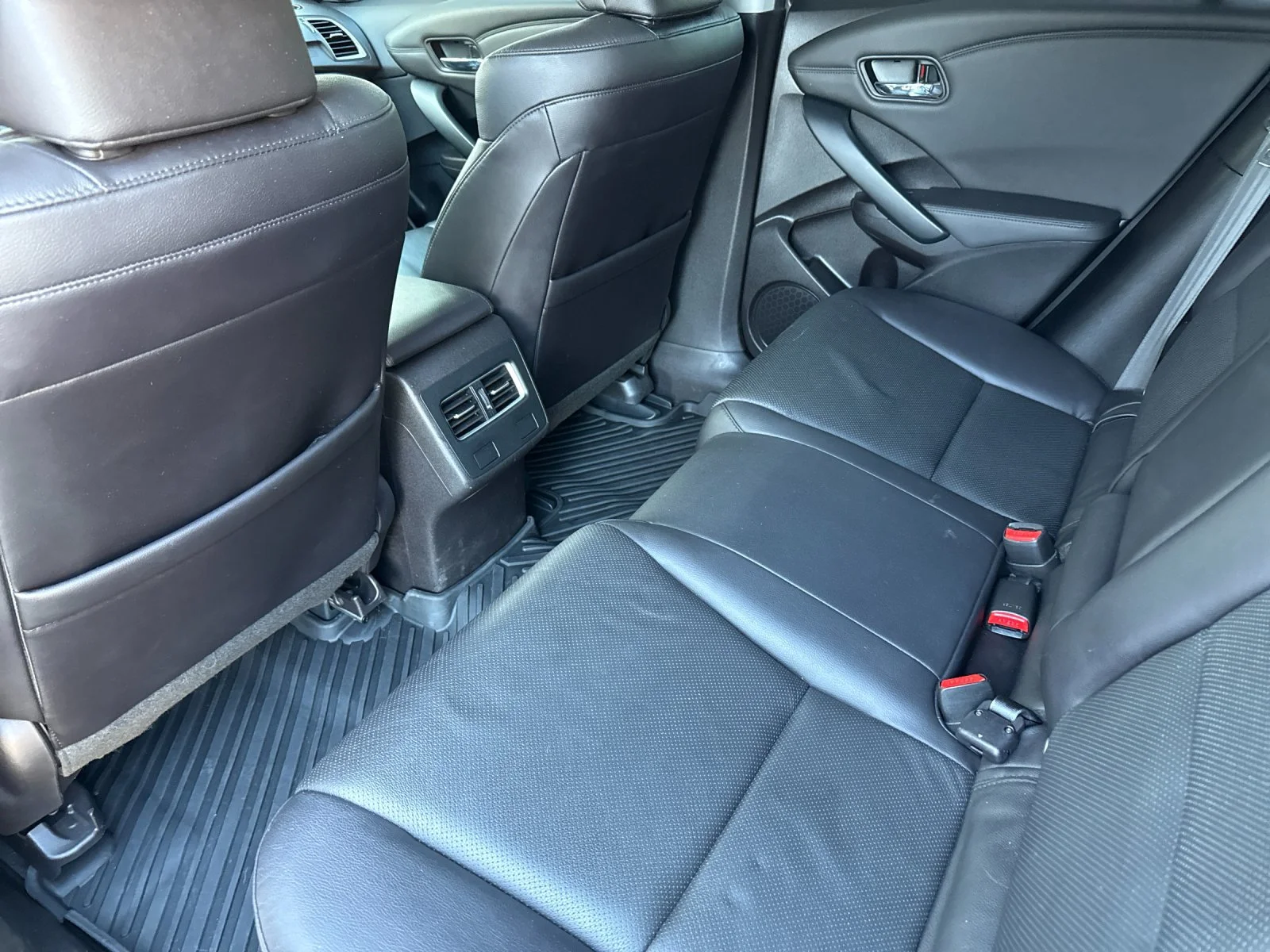 Used 2017  Acura Technology Package image 12