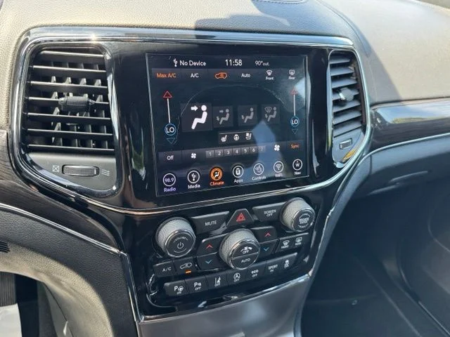 Used 2019 Blue Jeep Overland image 34