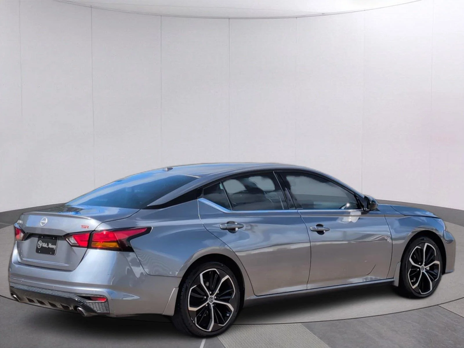 Used 2024 Gun Metallic Nissan 2.5 SR image 6