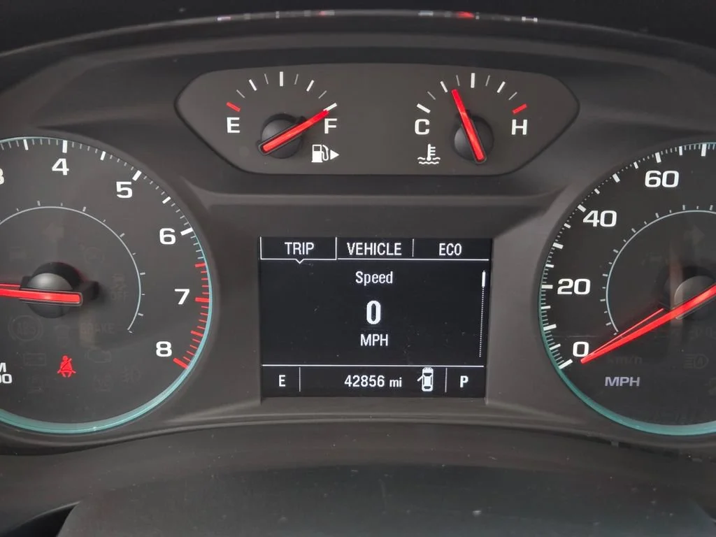 Used 2024 Lakeshore Blue Metallic Chevrolet 1LT image 20