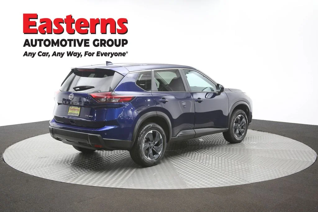 Used 2024 Blue Nissan SV image 40