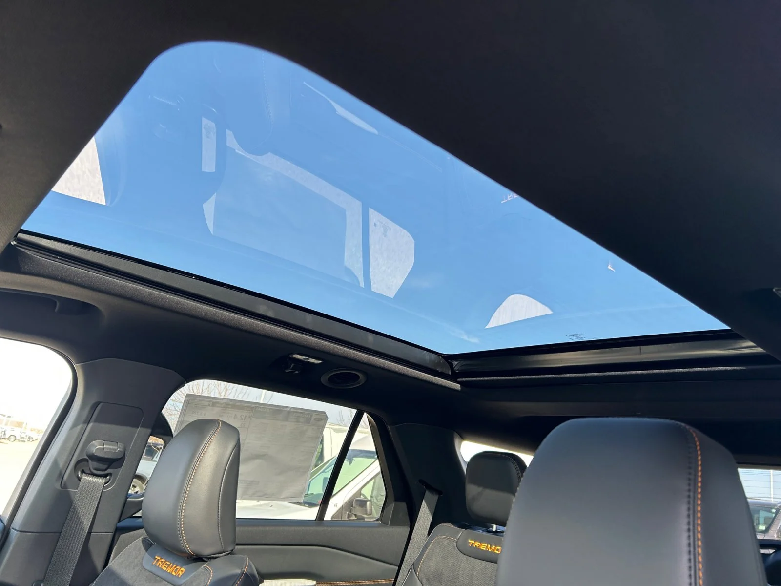 New 2026 Carbonized Grey Metallic Ford Tremor image 18