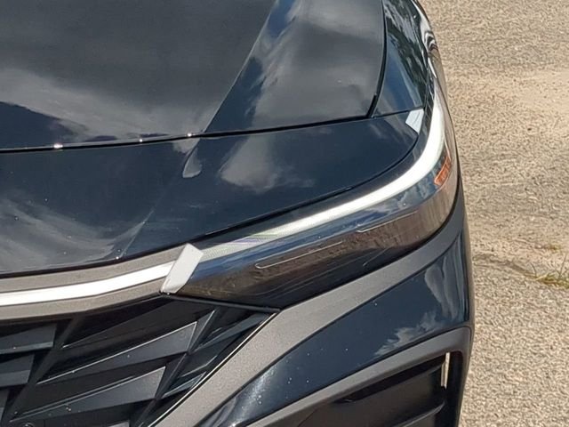 New 2025 Black Hyundai SEL Sport image 37