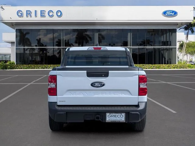 New 2026 Oxford White Ford XLT image 17