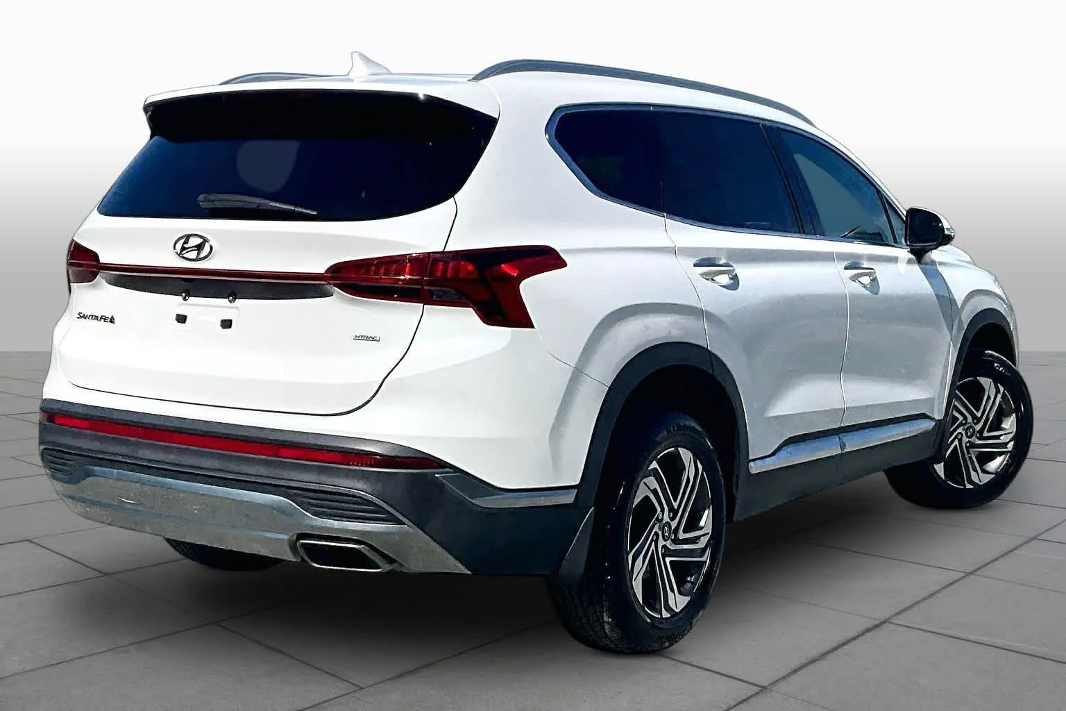 Used 2022 Quartz White Hyundai SEL image 13