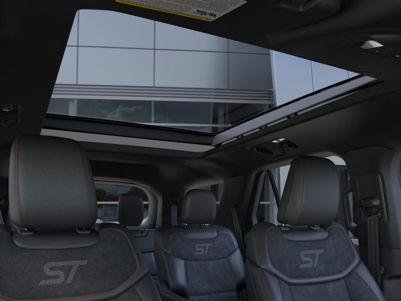New 2026 Star White Metallic Tri-Coat Ford ST image 22