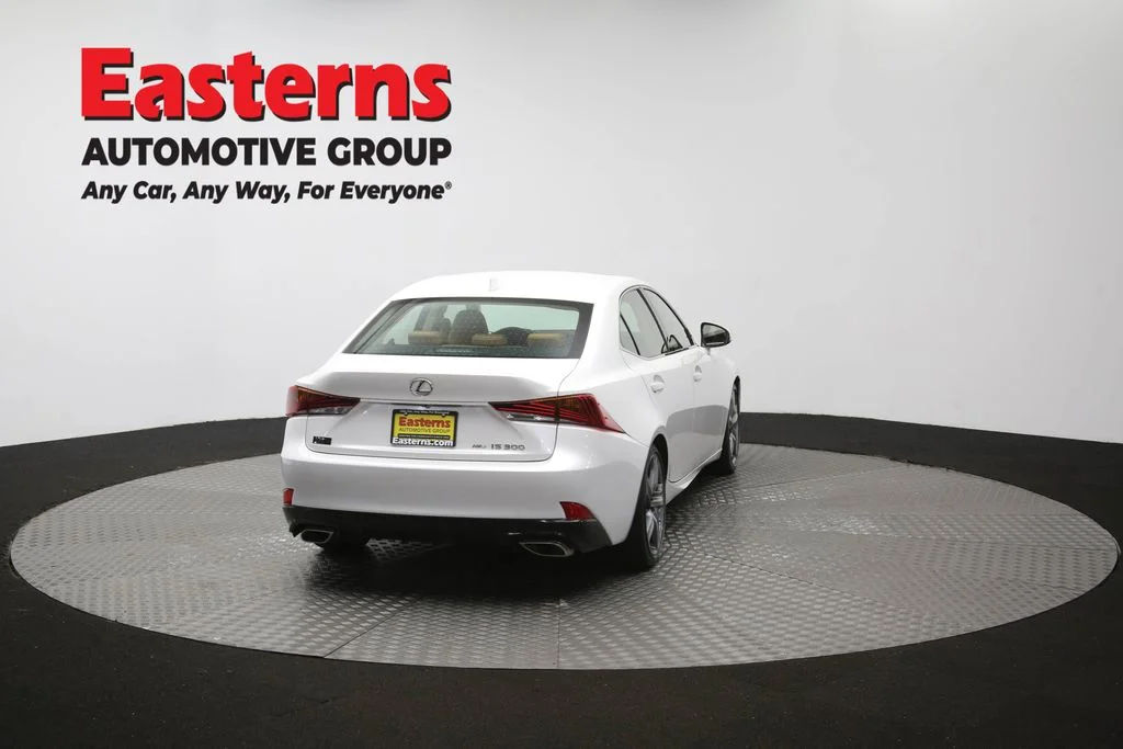 Used 2018 White Lexus 300 image 39
