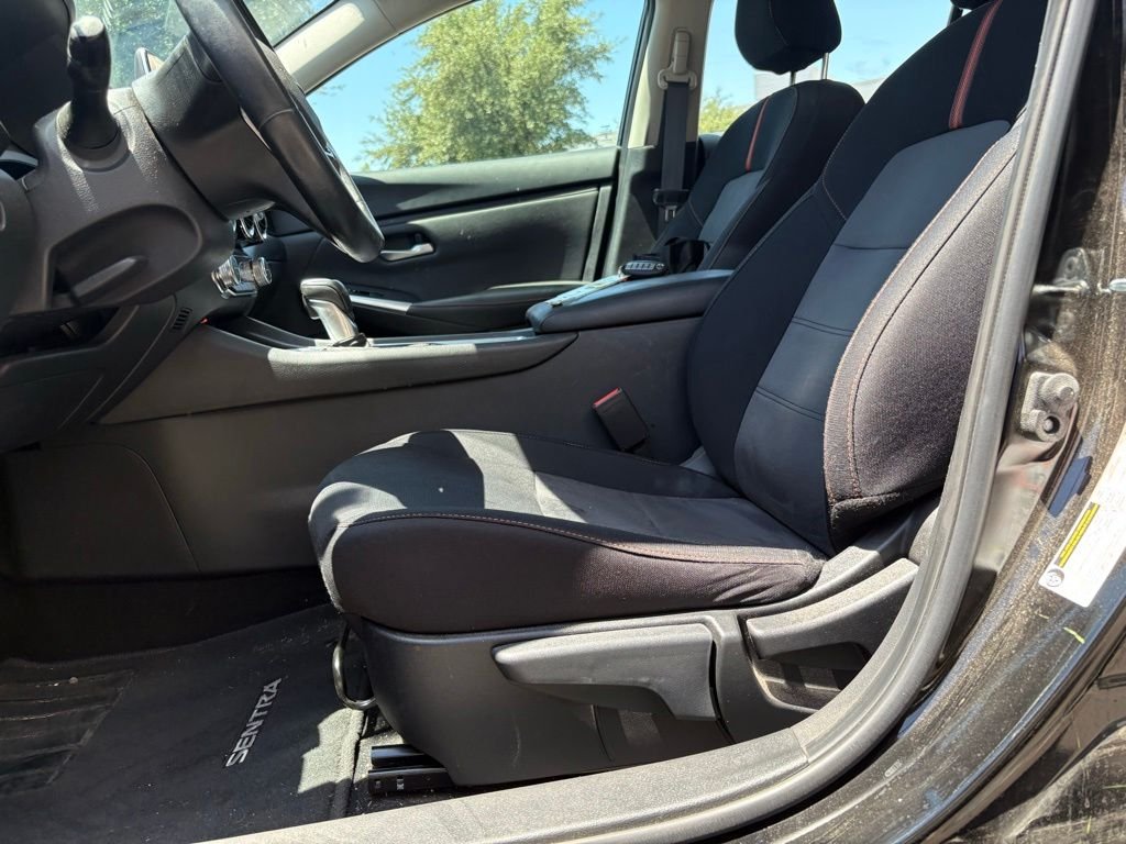 Used 2023 Black Nissan SR image 7