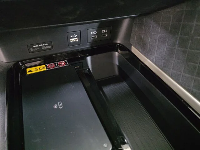 Certified Used 2026  Toyota XLE image 27
