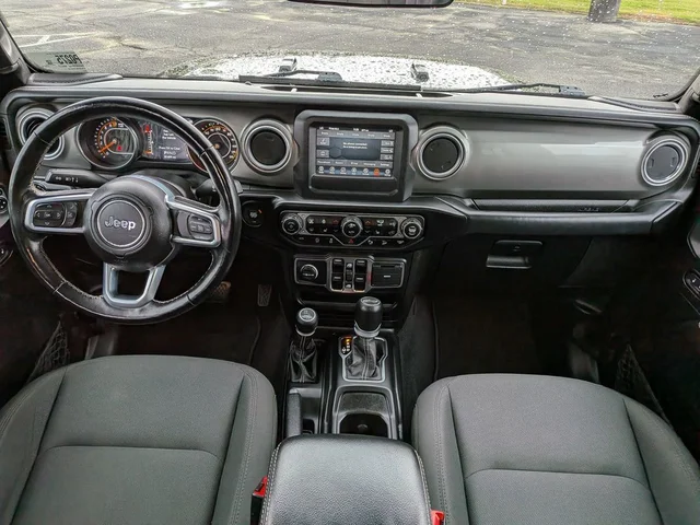 2020 Jeep Wrangler Unlimited Sahara