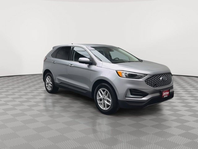 Used 2023 Iconic Silver Ford SEL image 32