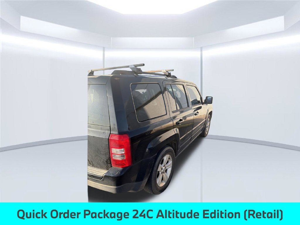 Used 2014 Black Jeep Sport image 5