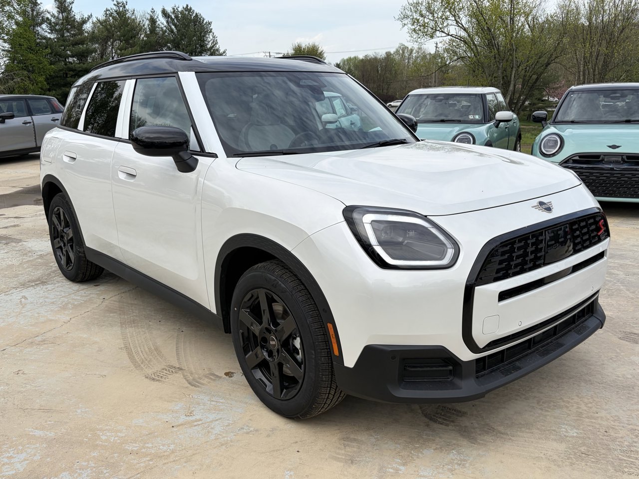 2026 MINI Countryman S - Photo 3