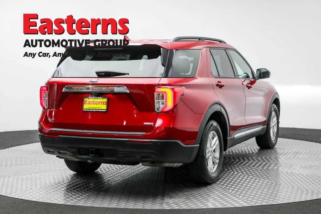 Used 2020 Red Ford XLT image 5