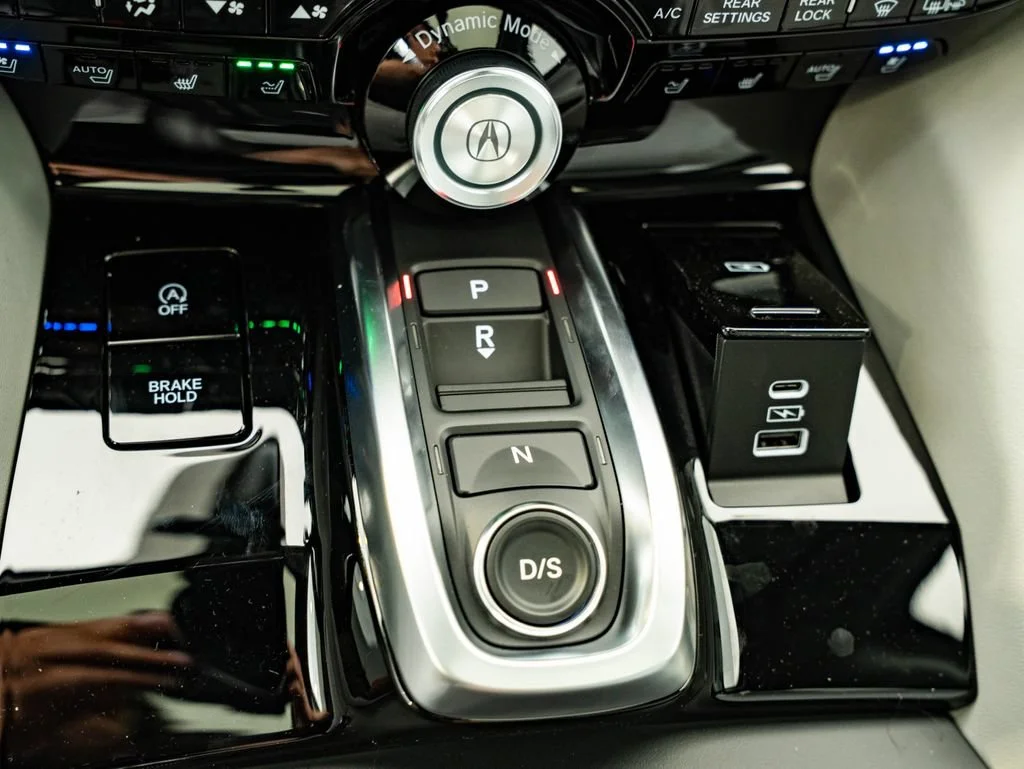 New 2026 Solar Silver Metallic Acura Advance Package image 38