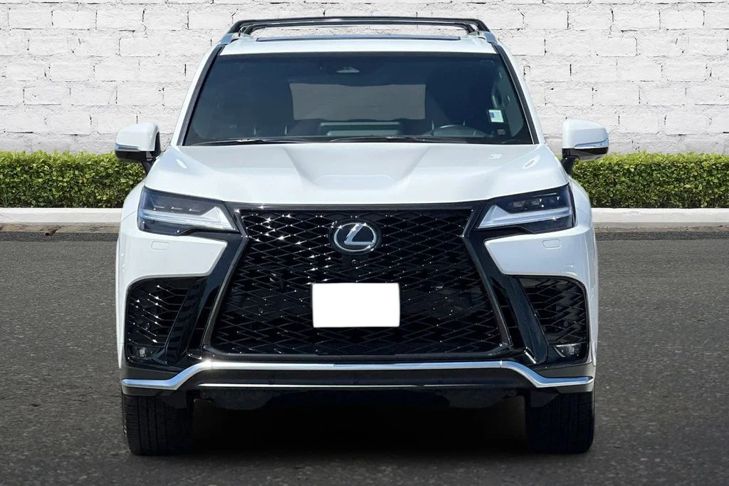 Certified Used 2026 White Lexus 600 F SPORT image 10
