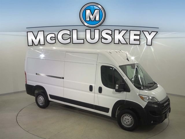 Used 2025 White Ram High Roof image 25