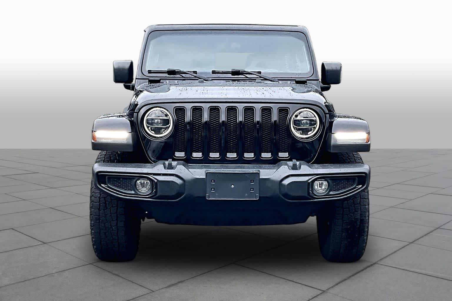 Used 2021 Black Clearcoat Jeep Unlimited Sahara Altitude image 4