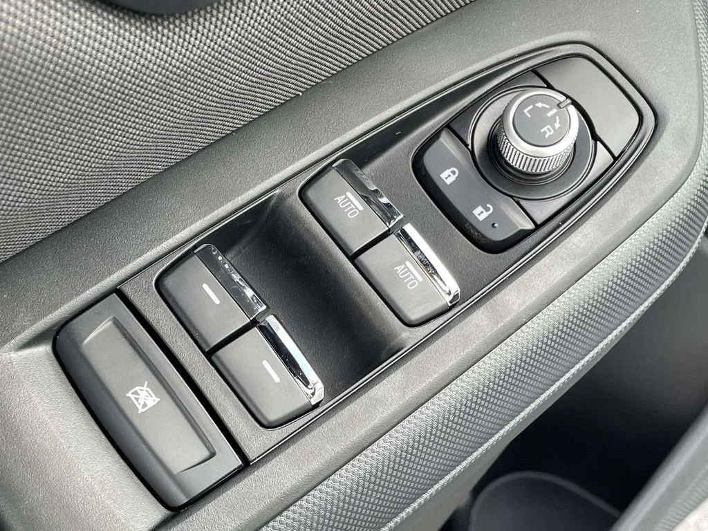 2026 Subaru Forester Premium - Photo 6
