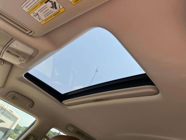 Used 2018 Beige INFINITI Base image 44