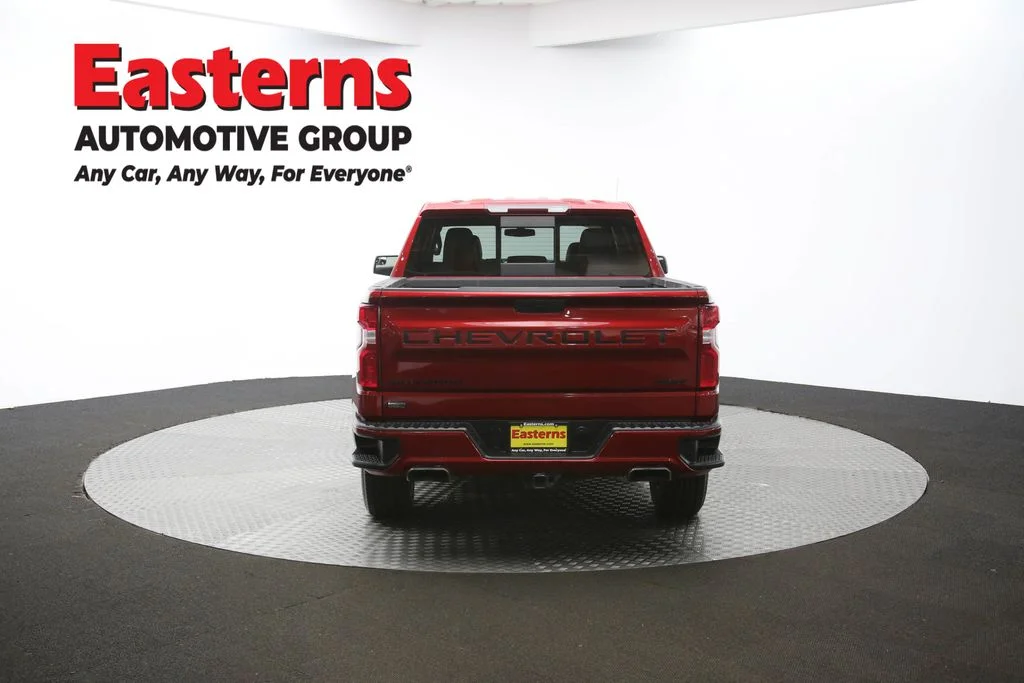 Used 2021 Red Chevrolet RST image 36