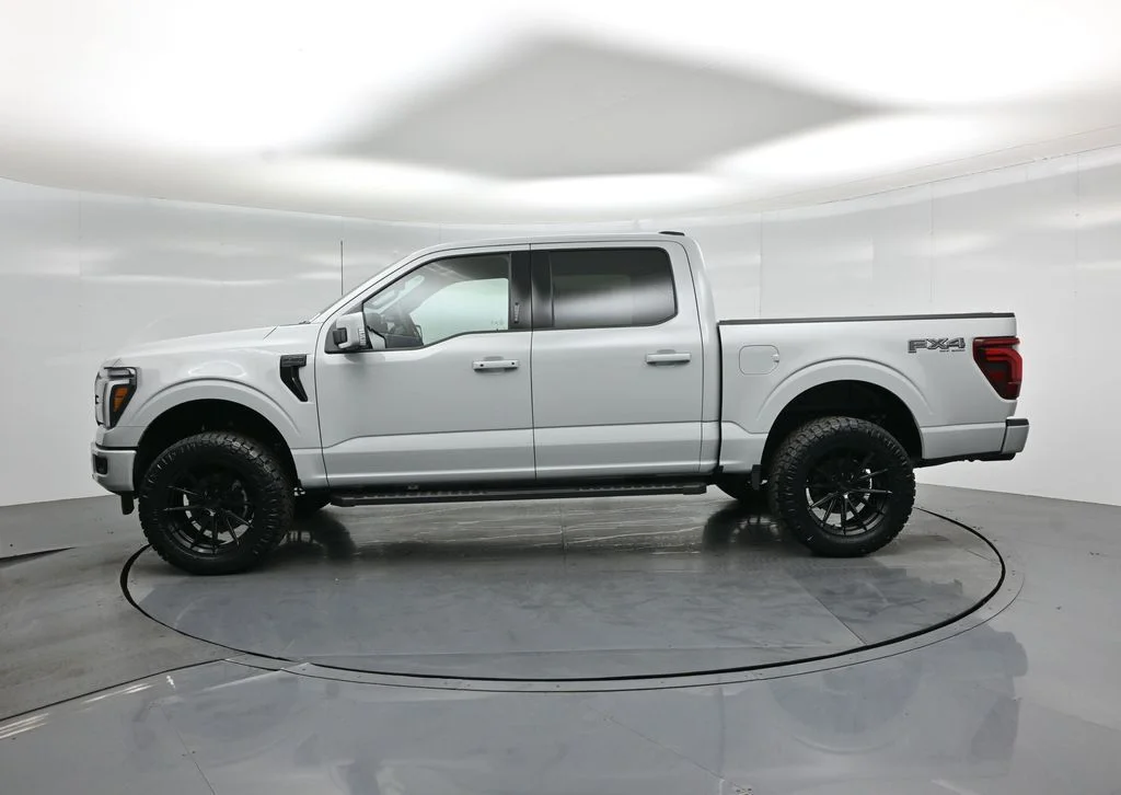 New 2026 Avalanche Ford Lariat image 29