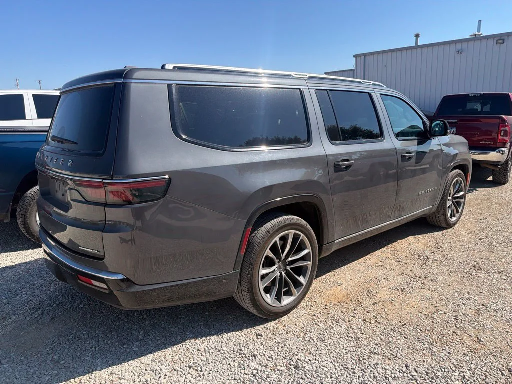 Used 2023 Gray Jeep Series III image 6