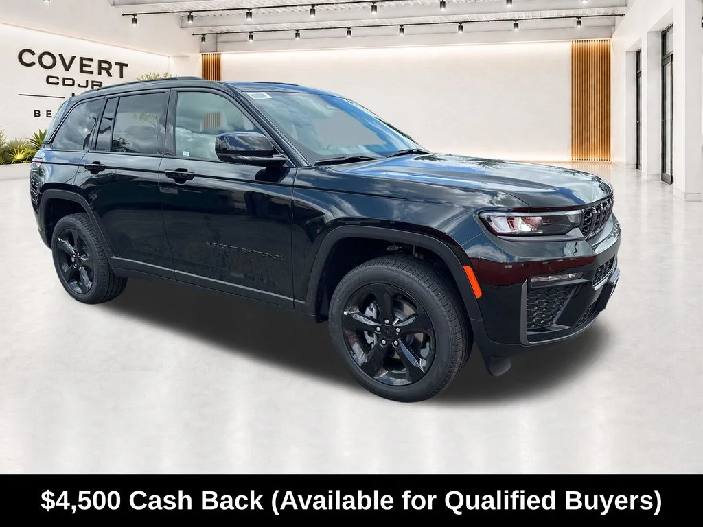 New 2026 Diamond Black Crystal Pearl-Coat Exterior Paint Jeep Limited image 1