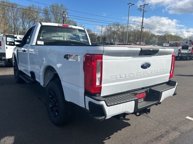 New 2026 Oxford White Ford F-250® XL image 5