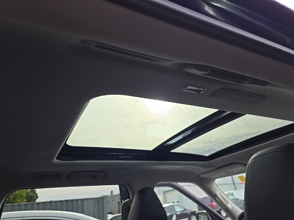 Used 2025 Blue INFINITI SENSORY image 12