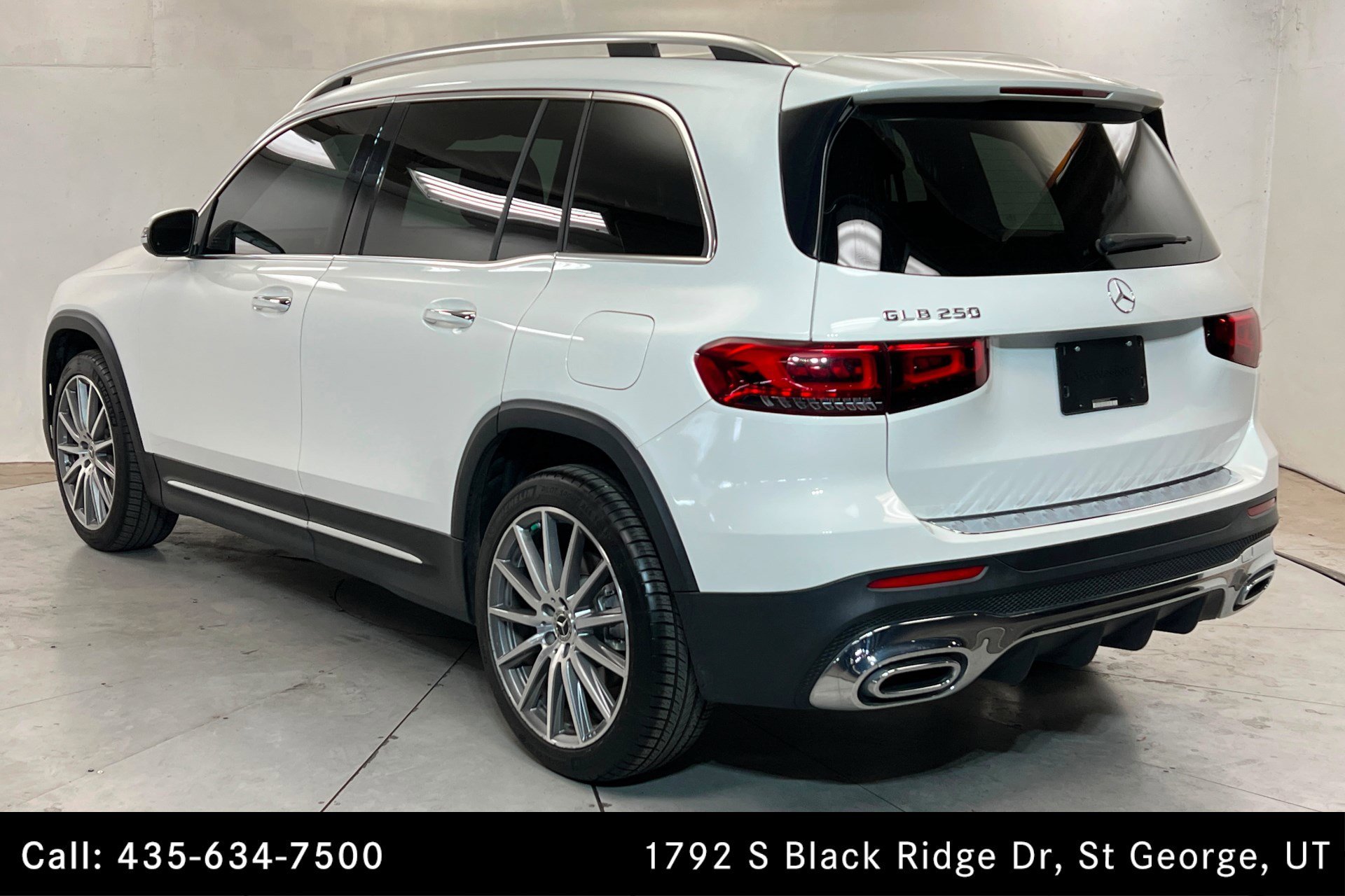 Certified Used 2021 POLAR WHITE Mercedes-Benz GLB 250 image 3