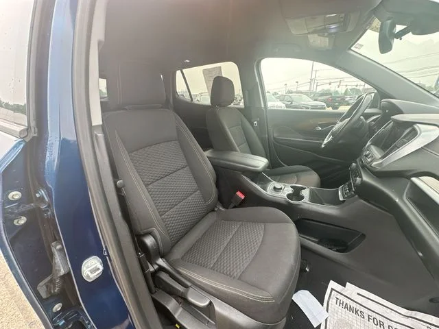 Used 2020 Blue GMC SLE image 31