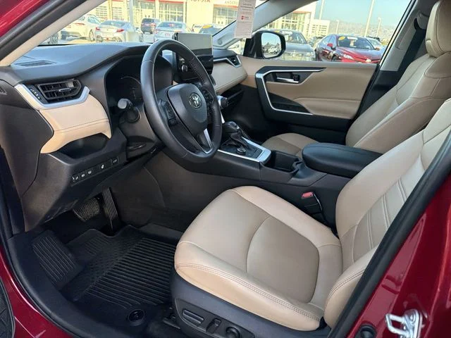 2024 Toyota RAV4 XLE Premium - Photo 26