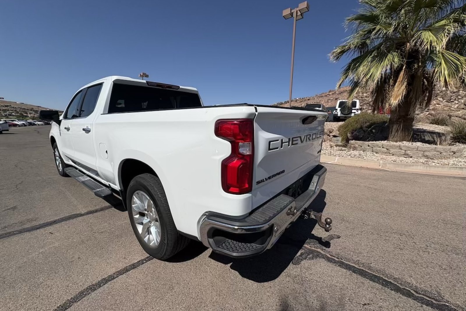 Used 2021 Summit White Chevrolet LTZ image 3