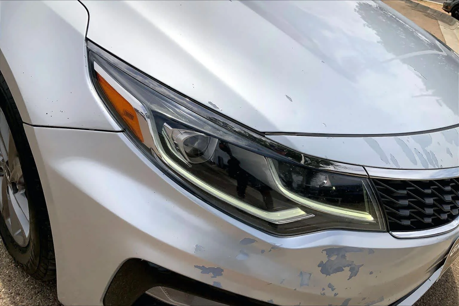 Used 2020 Sparkling Silver Kia LX image 36