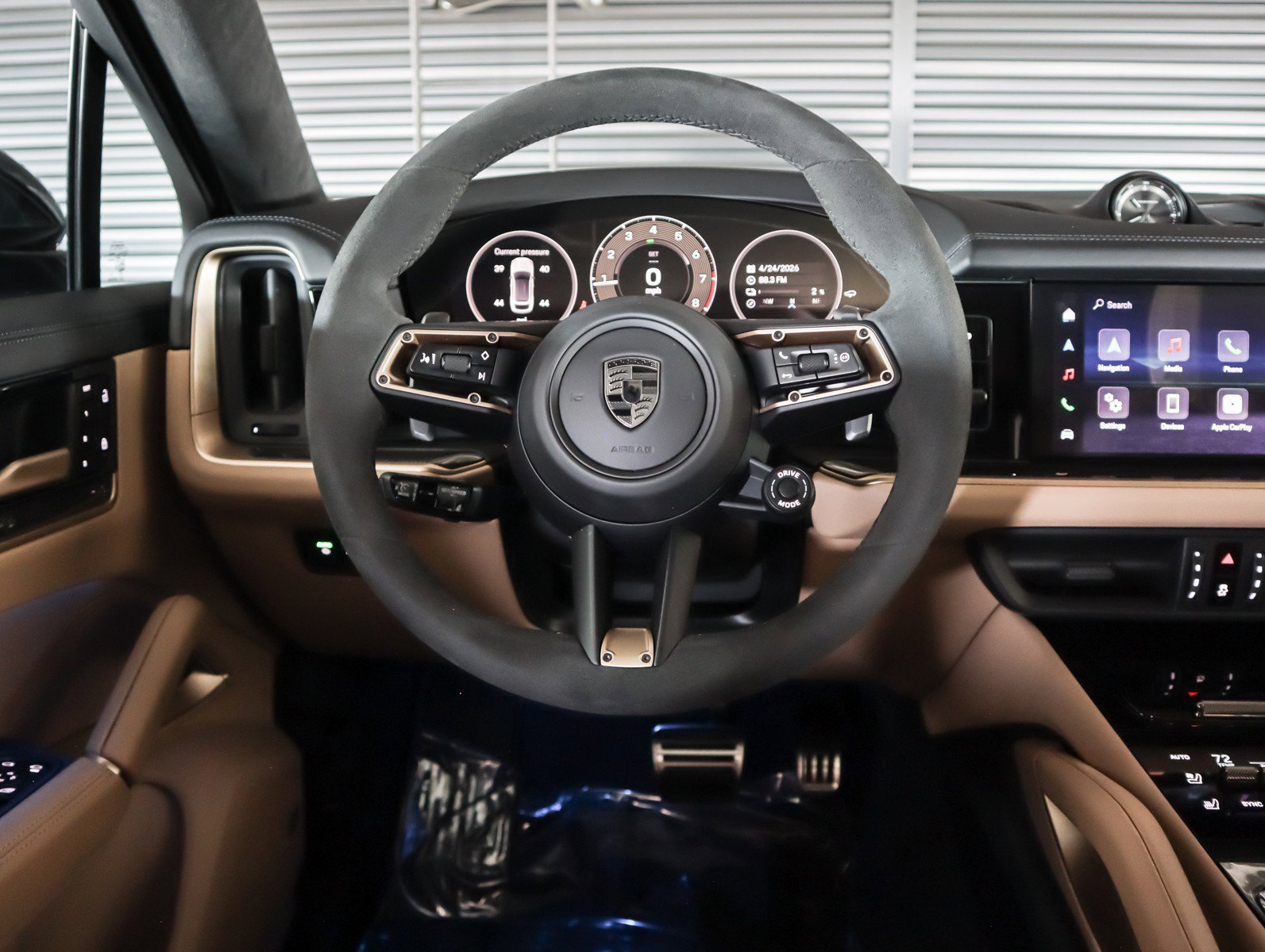 New 2026 Chromite Black Metallic Porsche Turbo E-Hybrid Coupe image 15