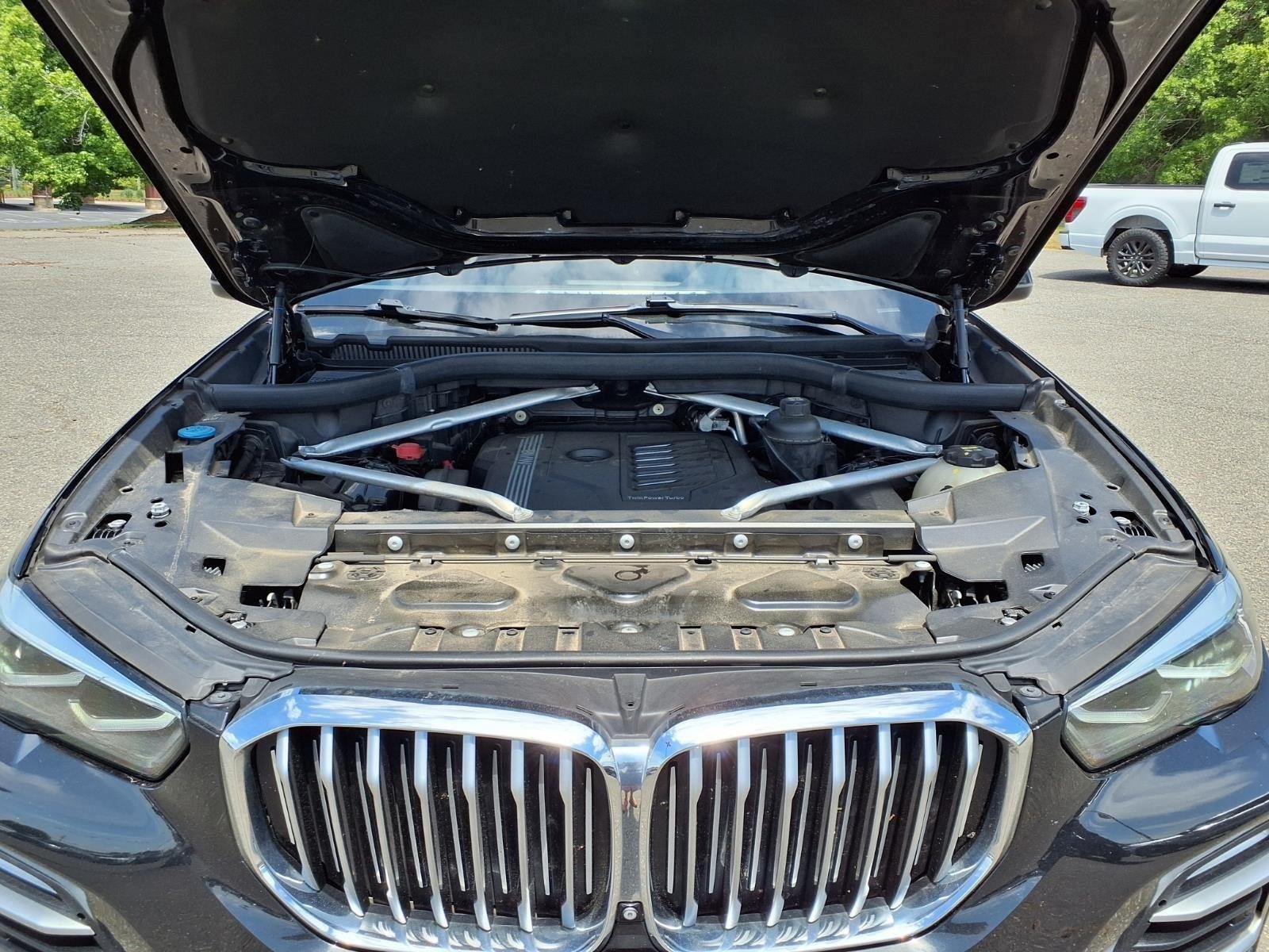 Used 2020 Black Sapphire Metallic BMW sDrive40i image 30