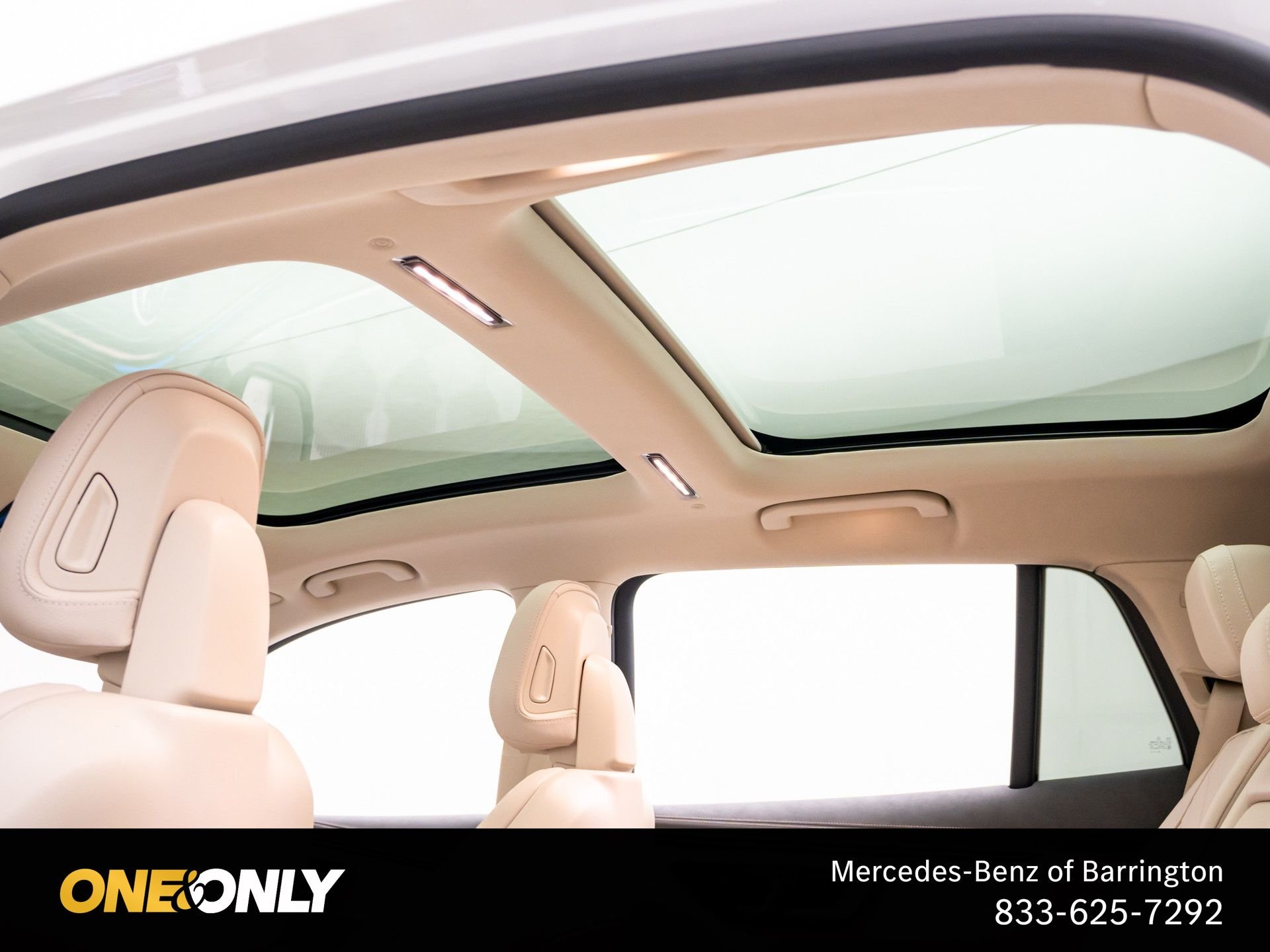 Used 2023 White Mercedes-Benz 450 image 19
