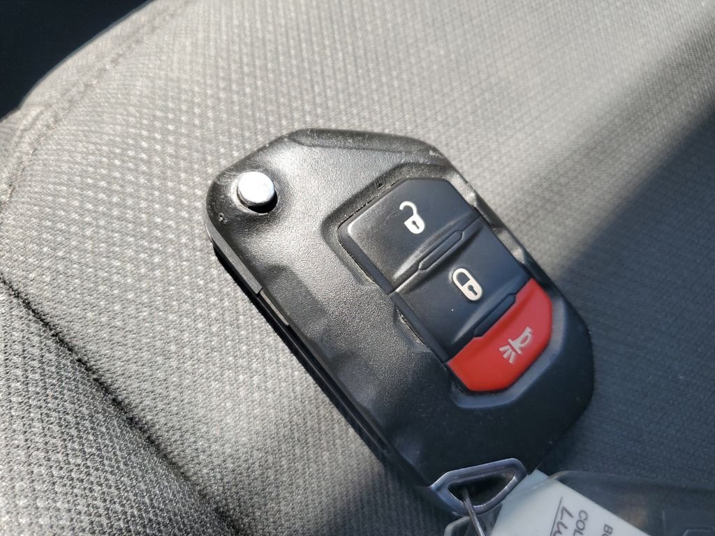 Used 2020 White Jeep Unlimited Sport S image 29
