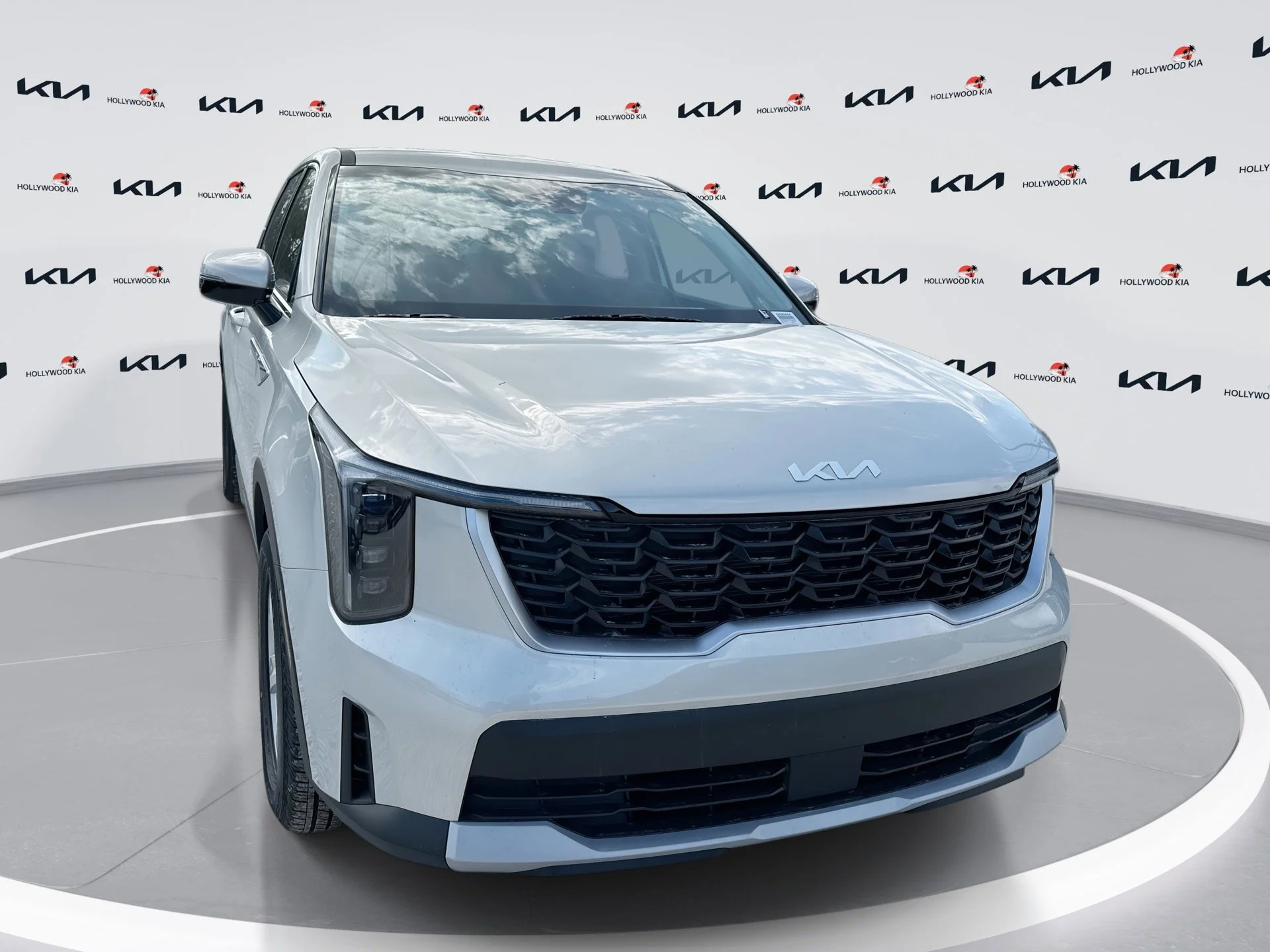 2026 Kia Sorento LX AT's photo