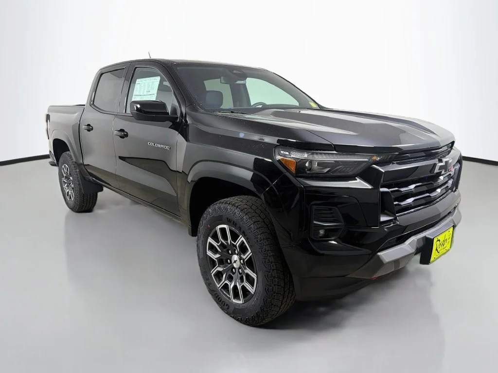 New 2026 Black Chevrolet Z71 image 4