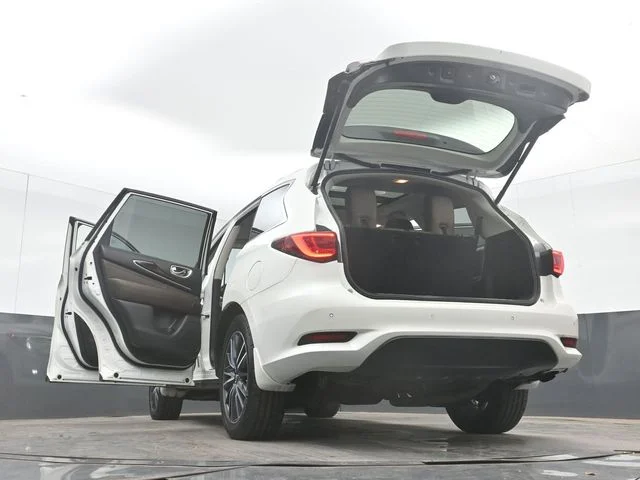 Used 2017 Majestic INFINITI Base image 57