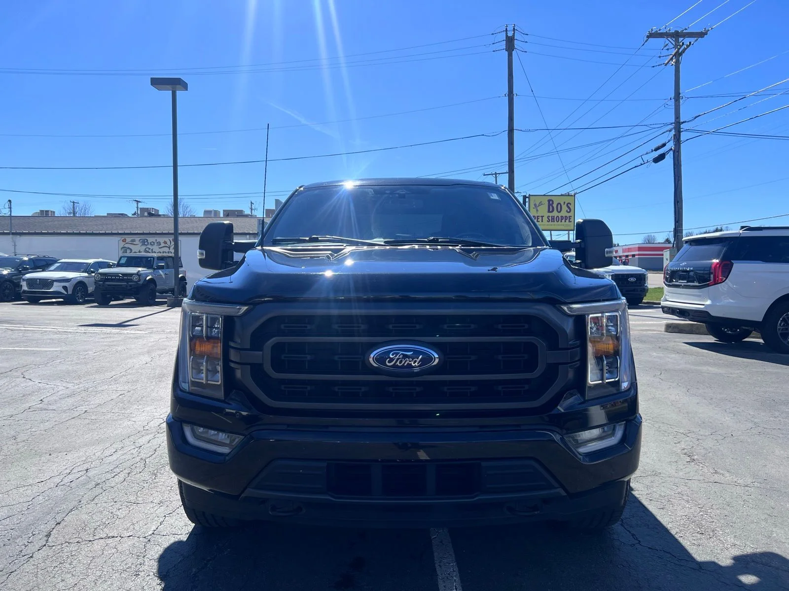 Used 2022 Black Metallic Ford XLT image 4