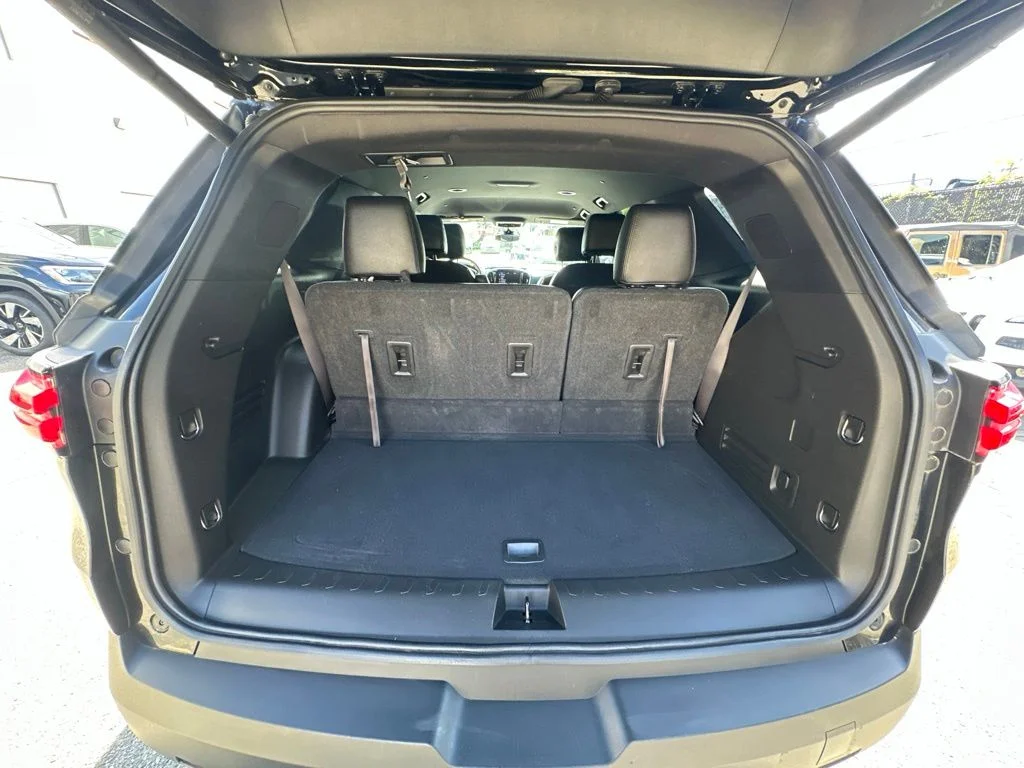 Used 2024 Black Chevrolet LT Cloth image 28
