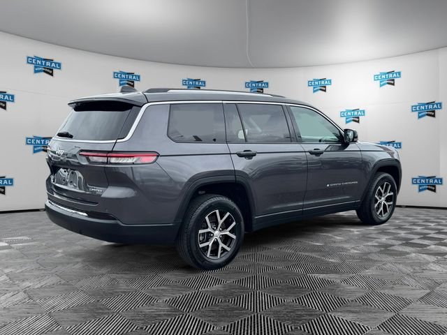 Used 2023 Gray Jeep Limited image 6