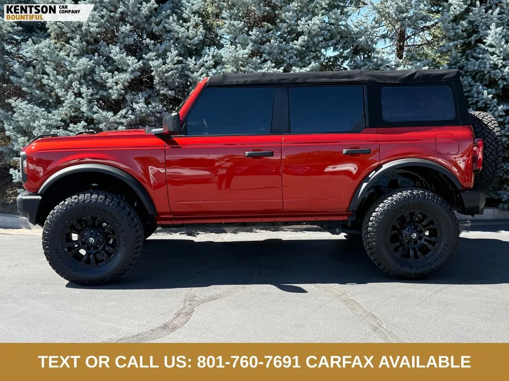 Used 2022 Red Ford Base image 4